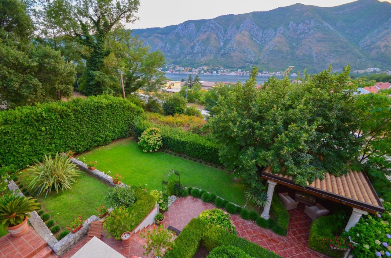 Djardin Apartment Kotor Bagian luar foto