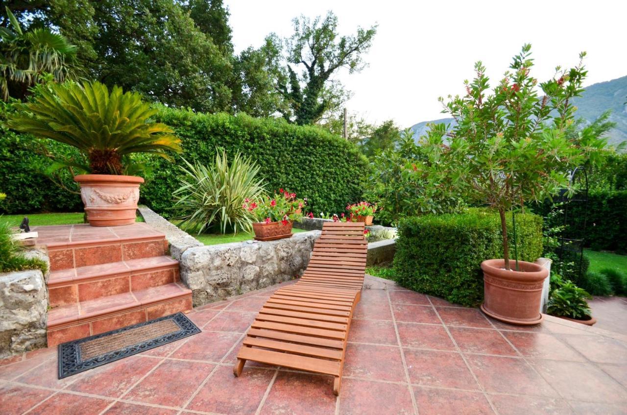 Djardin Apartment Kotor Bagian luar foto